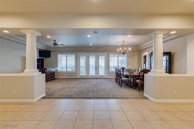 Foto del edificio - 6210 Calm Brook Ct