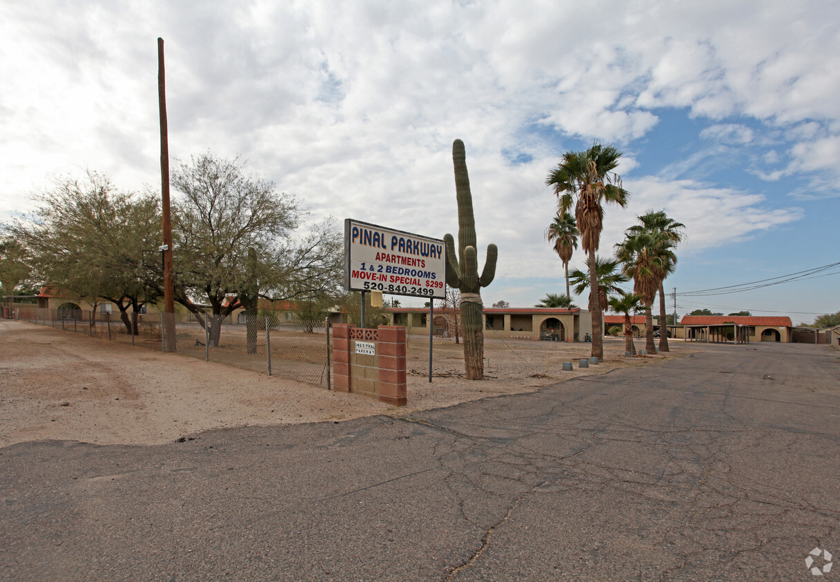 Primary Photo - Pinal Parkway Apartments