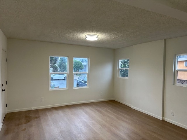 Building Photo - 637 W 41st St