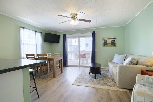 Foto del edificio - 606 Carolina Beach Ave S