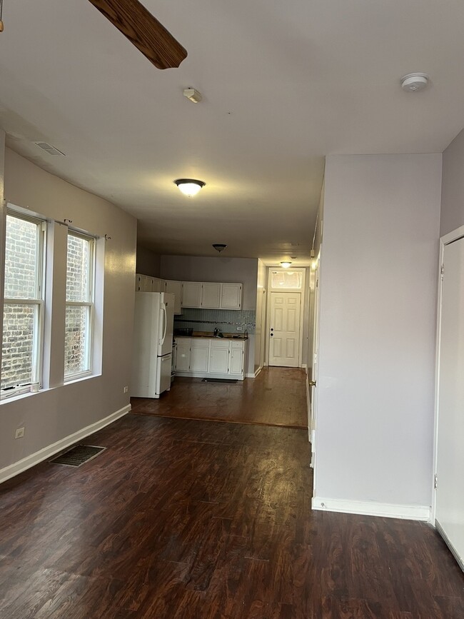 Foto del edificio - 3057 W Flournoy St