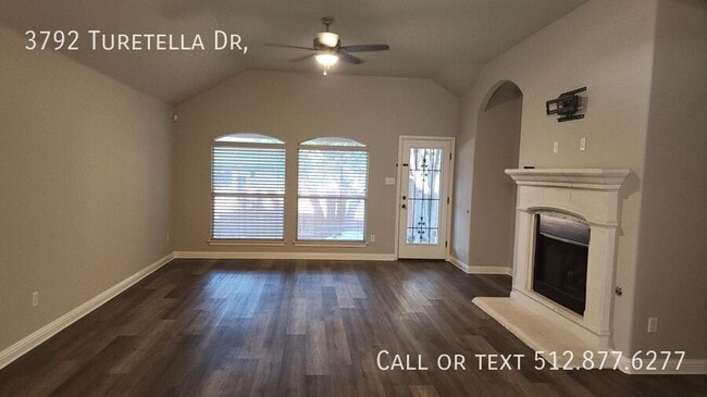 Foto del edificio - 3792 Turetella Dr