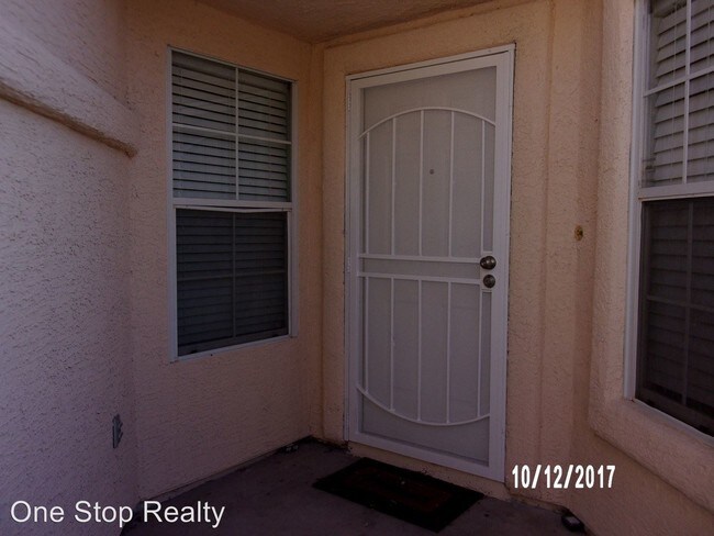 Building Photo - 615 Rancho del Sol Way