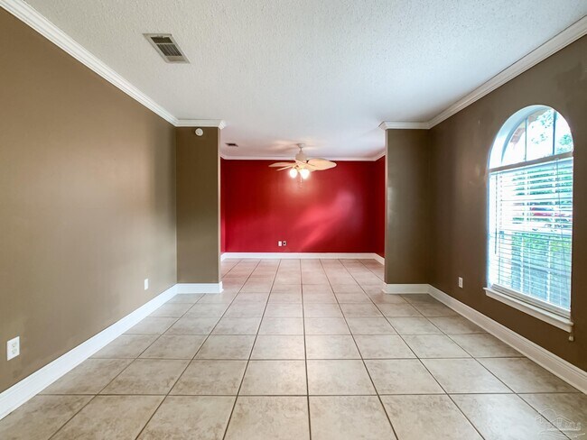 Foto del edificio - 4239 Burtonwood Cir