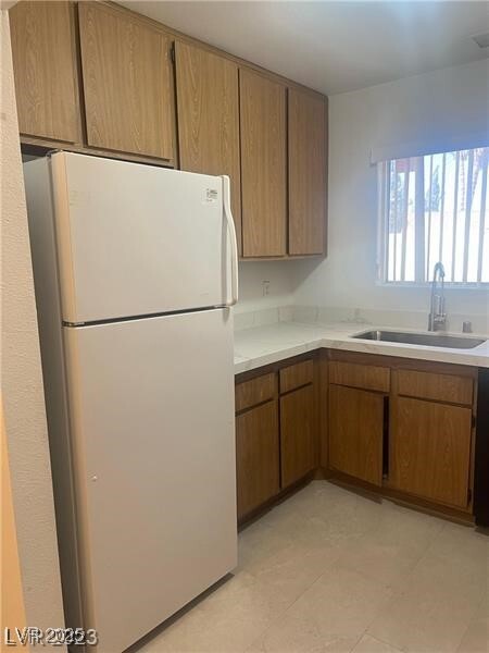 Foto del edificio - 7320 Empress Dr