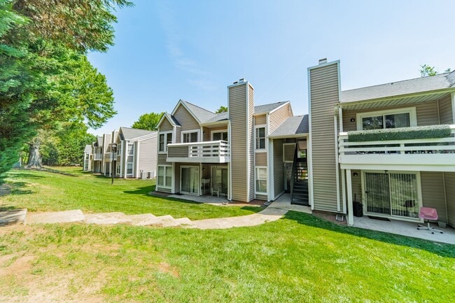 Foto del edificio - 9629 Vinca Cir