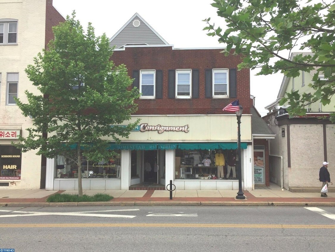 Building Photo - Lansdale Mixed Use- 4 Units