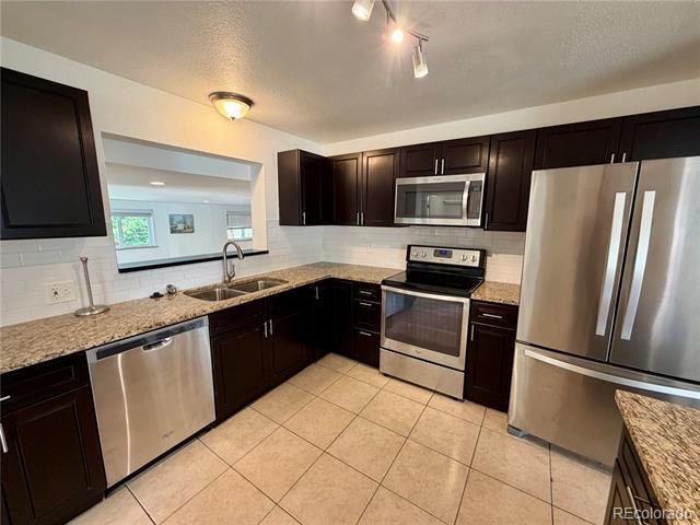 Building Photo - 4811 Fenton St