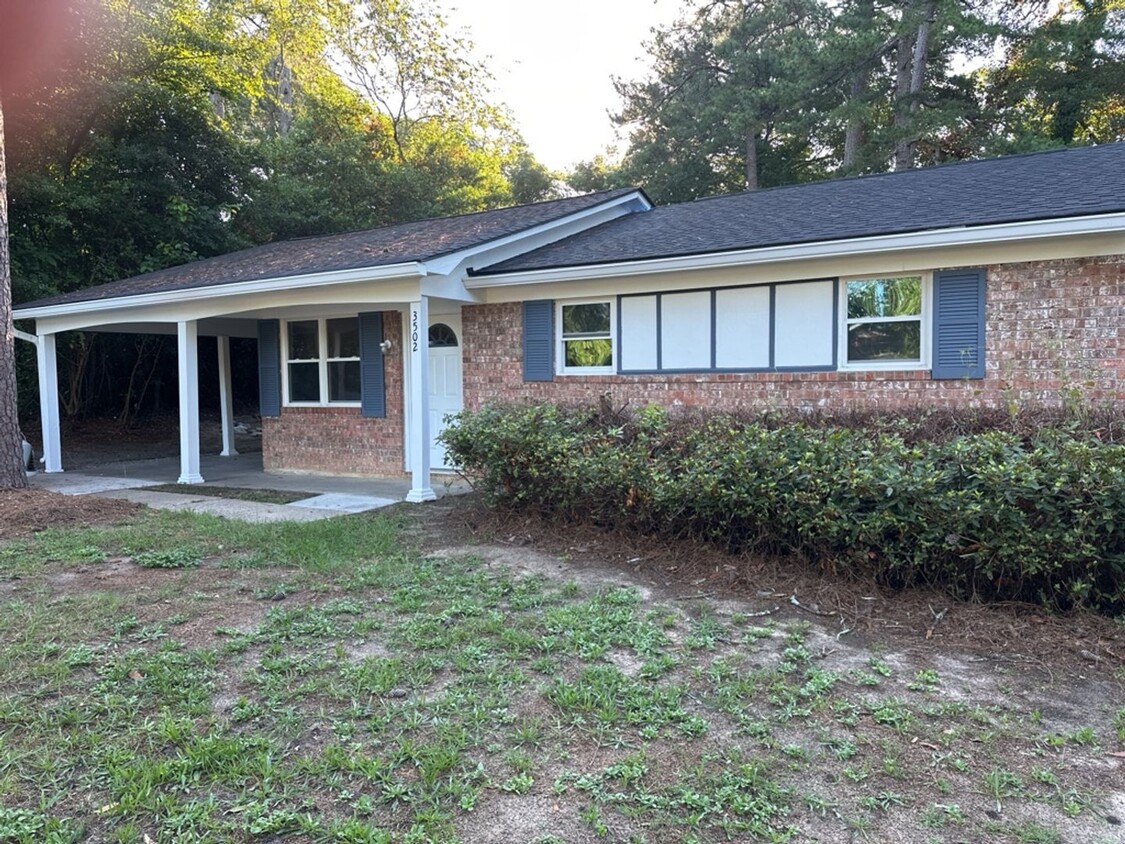 Primary Photo - Charming 3 Bedroom, 1.5 Bath Brick Home in...