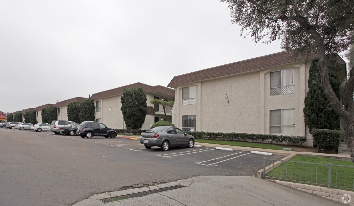 Granada Terrace Apartments in National City, CA