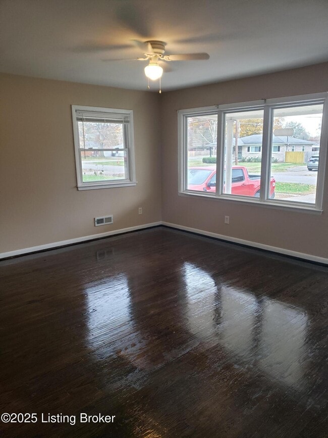 Building Photo - 5703 Bunning Dr