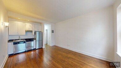 Building Photo - 163 E 87th St