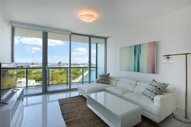 Foto del edificio - 888 Biscayne Blvd