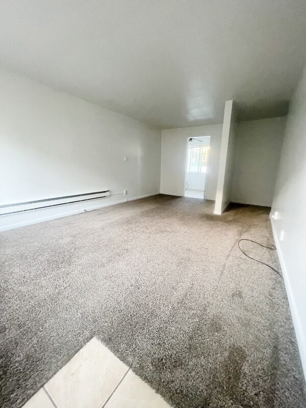 Building Photo - 575 Tiger Ave