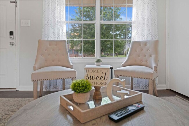 Foto del edificio - Charming House Close to Fort Campbell and ...