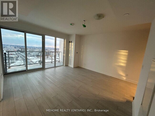 Photo du bâtiment - 2031 Kennedy Rd