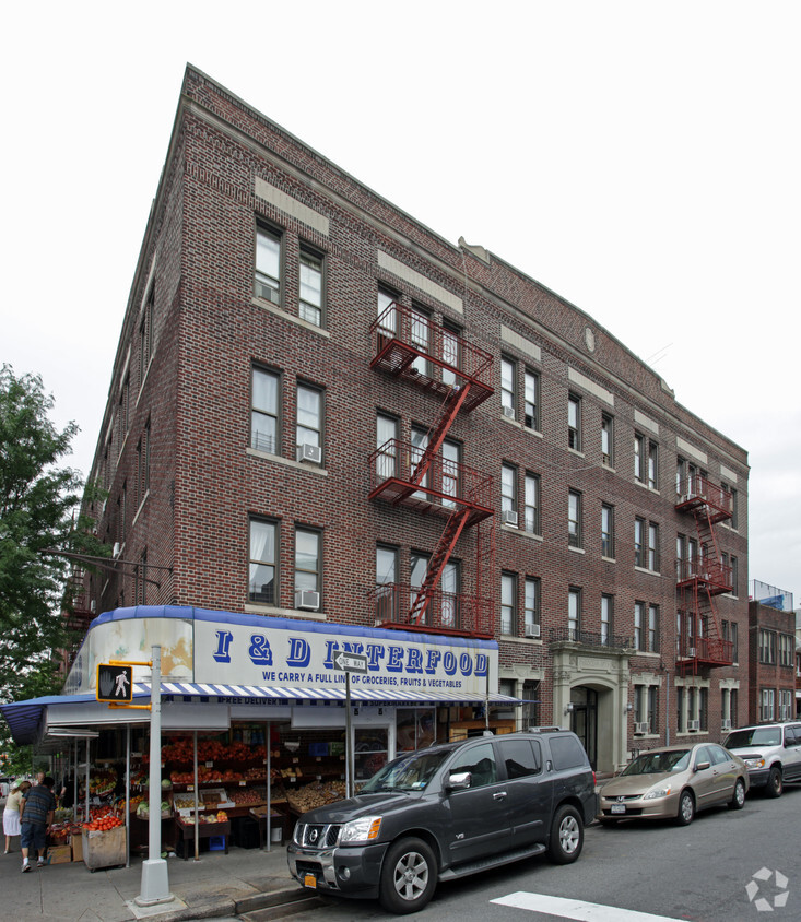 Building Photo - Parocean Apartments