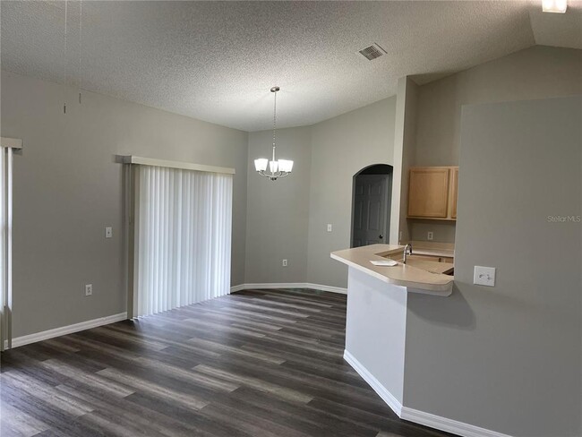 Building Photo - 5422 Harmony Ln