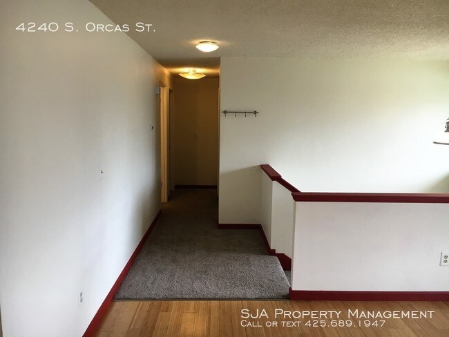 Foto del edificio - 4240 S Orcas St