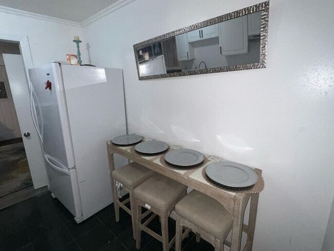 Photo - 10945 Campbell Ave House