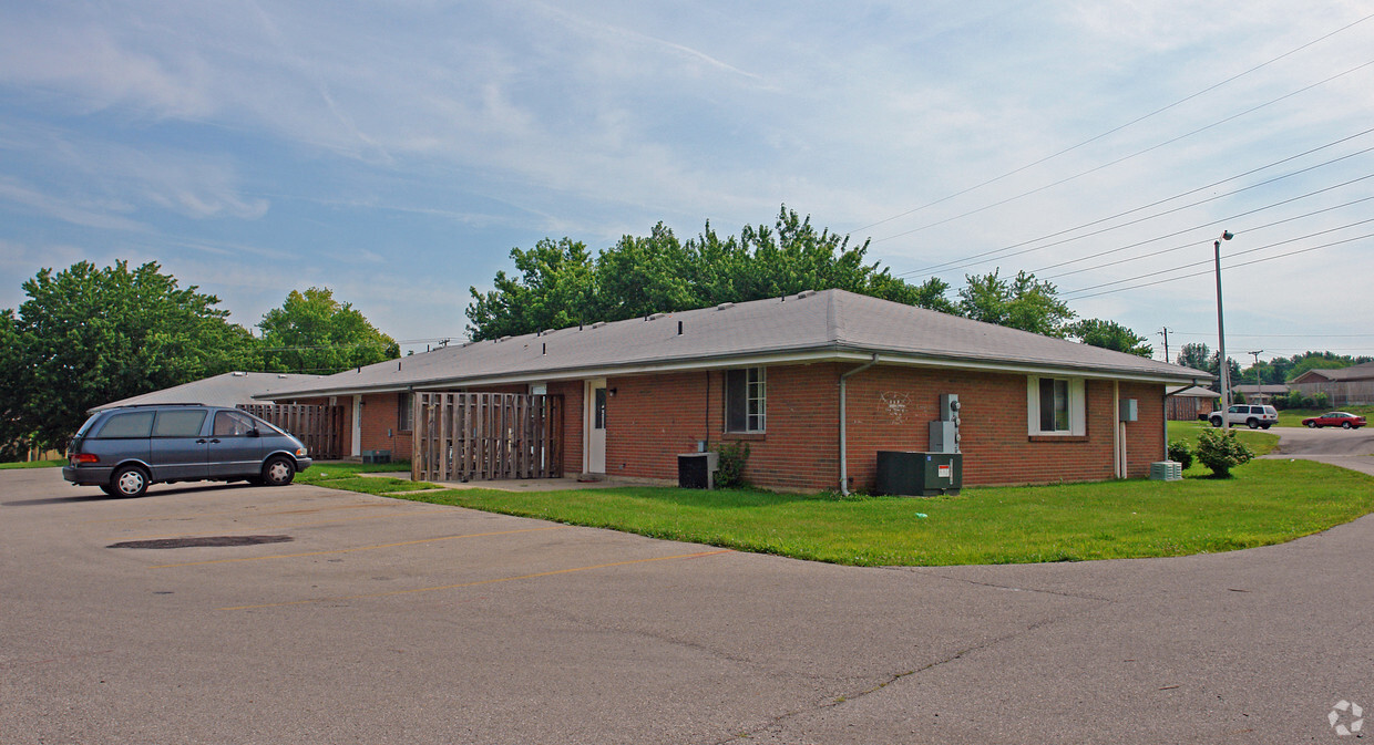 Building Photo - 1105 Gas Light Ct