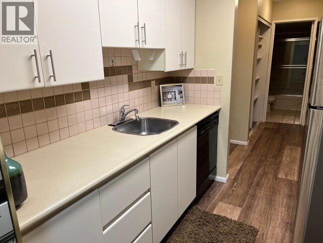 Building Photo - 8640 Citation Dr