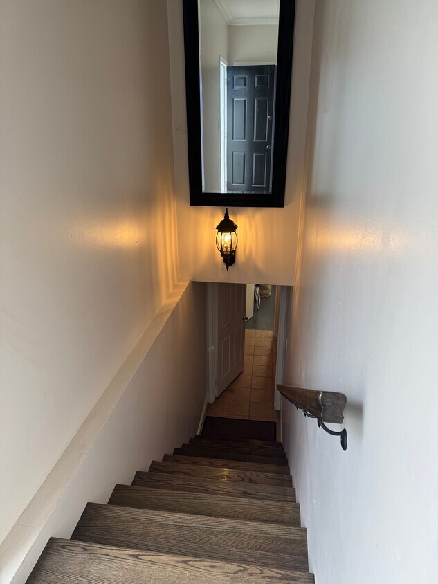 Foto principal - 230 Robinson Ave