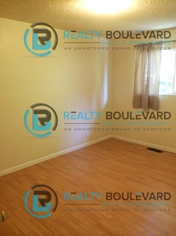 Building Photo - 1135 Arnold Dr