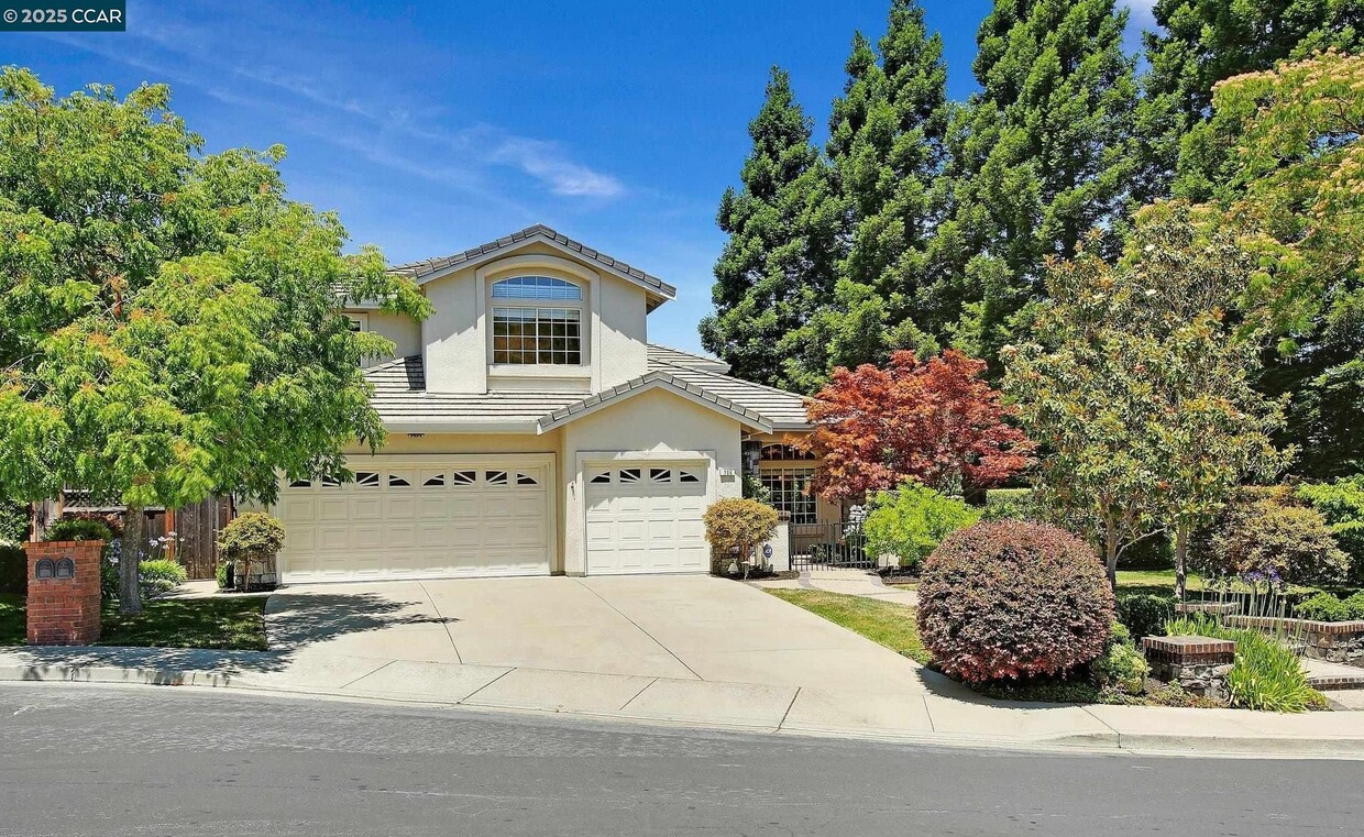 Primary Photo - 706 Endsleigh Ct