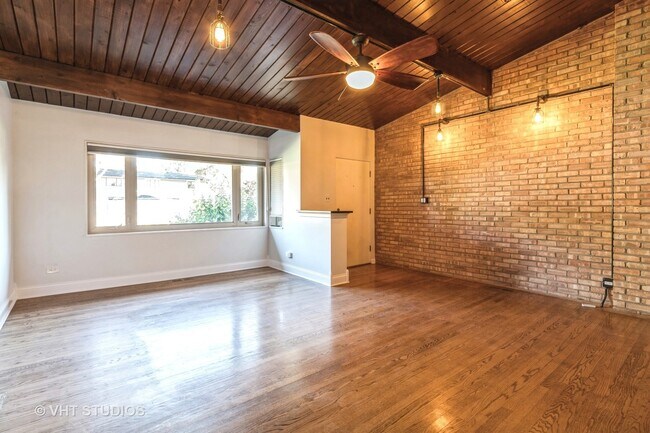 Foto del edificio - 1163 Waukegan Rd