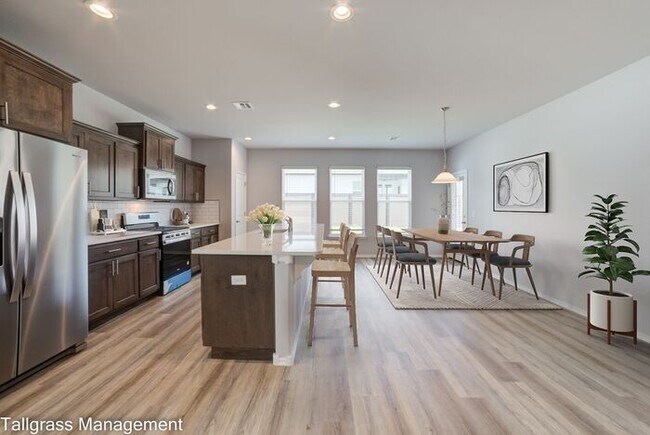 Foto del edificio - Don't Miss This 4/2.5/2 Home In Broken Arrow!