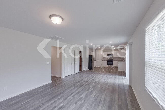 Building Photo - 2551 Myatt St SE