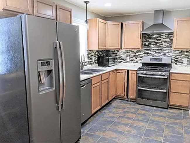 Foto del edificio - 12627 Holmes St