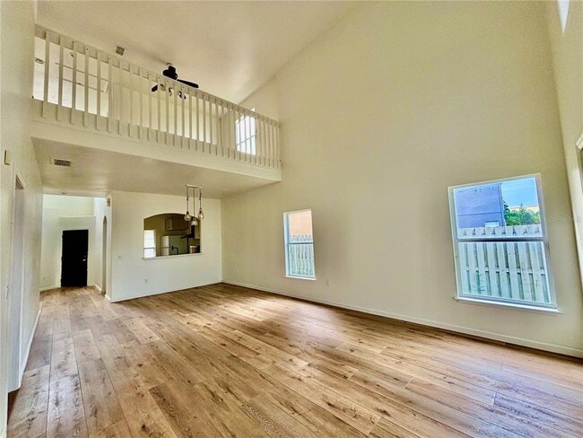 Foto del edificio - 13229 Canna Lily Dr