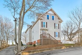 Building Photo - 11 Symonds St