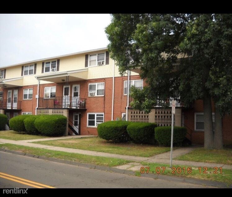 Primary Photo - 387 Mill Rock Rd