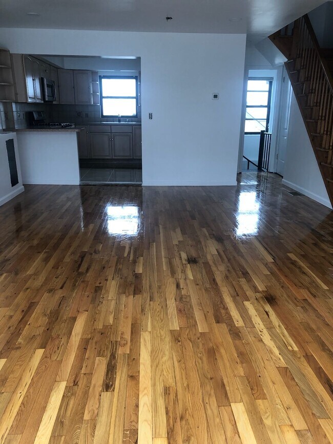 Foto del edificio - 1500 64th St