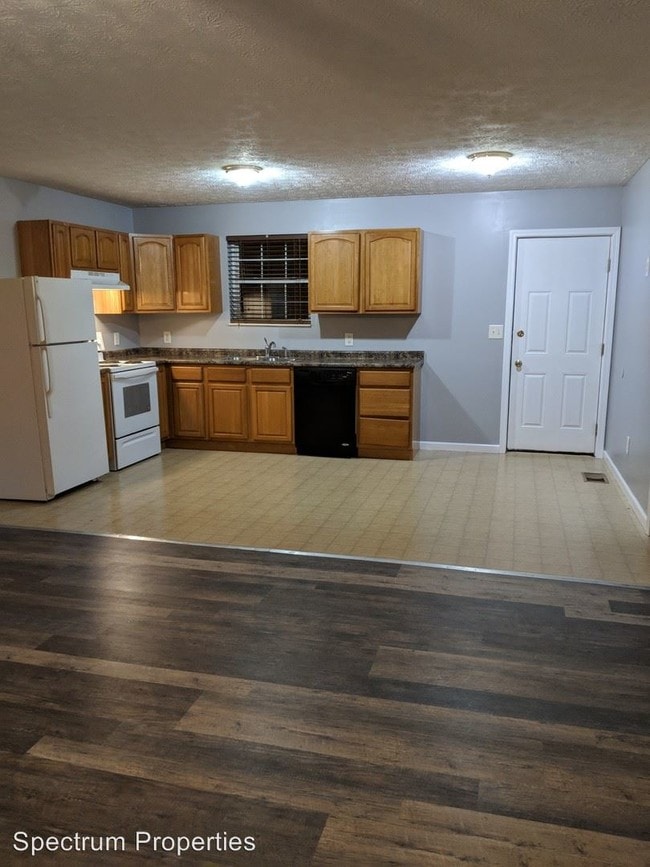 Building Photo - 3 br, 2 bath House - 1411 Clintwood Court