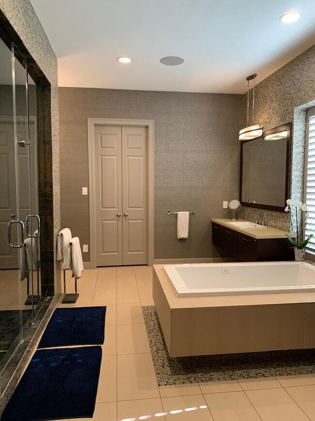 Foto del edificio - 11402 Noblewood Crest Ln
