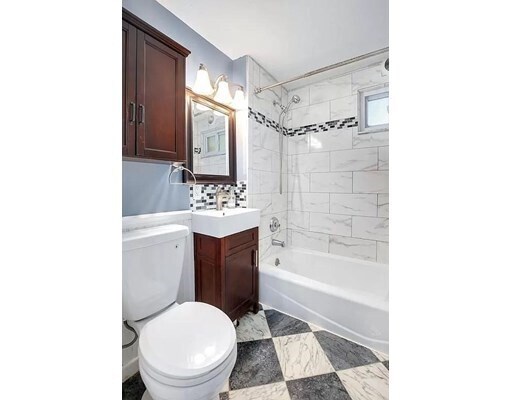 Building Photo - 19 Fairview Ave