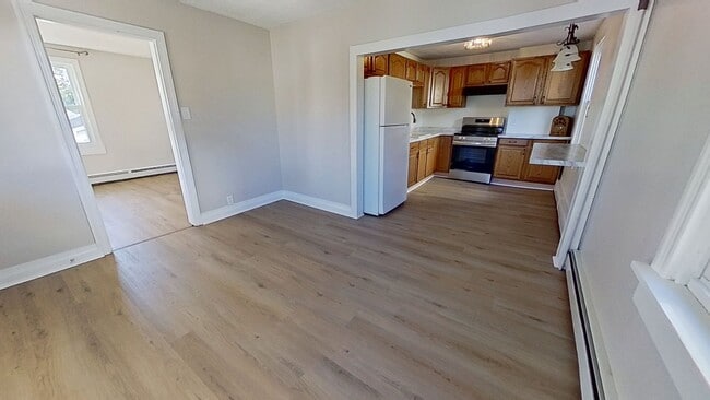 Building Photo - 2 Story Colonial