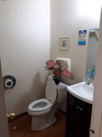 Foto del edificio - 4790 Dewey Dr