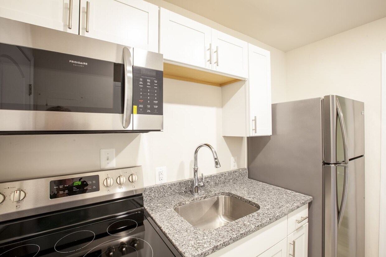 Foto principal - 1000 Belmont Ave