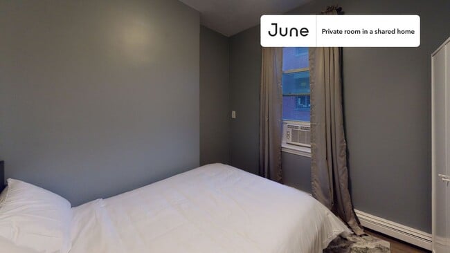 Building Photo - Room in Shared 3 bed/1 bath home in North End