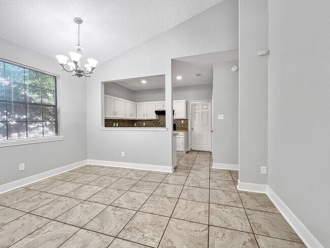 Building Photo - 10324 Woodleaf Dr