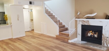 Building Photo - 253 Donax Ave