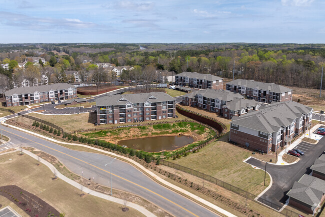 VISTA DEL COMPLEJO - Ivy Ridge Apartments