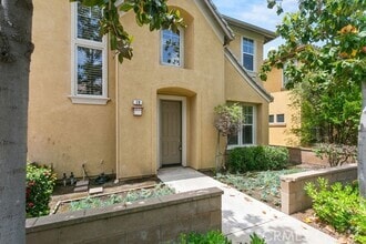 Building Photo - 19 Mineral King
