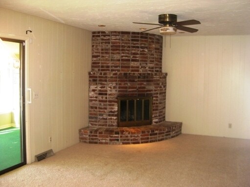 Building Photo - 2937 S Barnes Ave