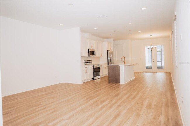 Building Photo - 17676 Northlake Grv Dr